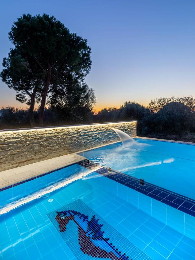 Diamond Kyparissia Suites Exterior photo